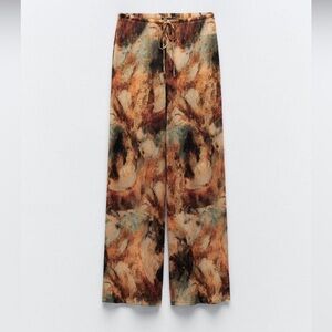 Zara Printed Pleated Pants